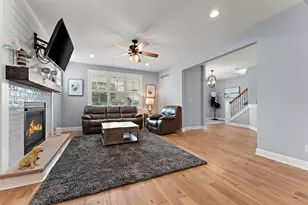 5956 Beacon Ln, Portage, IN 46368 - Photo 8