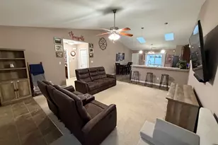 595 W 85th Dr, Merrillville, IN 46410 - Photo 6