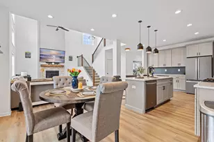 2207 Mary Ln, Valparaiso, IN 46383 - Photo 18