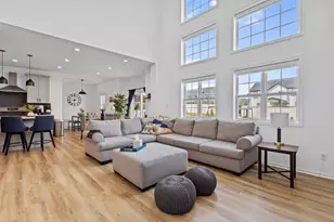 2207 Mary Ln, Valparaiso, IN 46383 - Photo 8