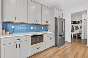 2207 Mary Ln, Valparaiso, IN 46383 - Photo 12