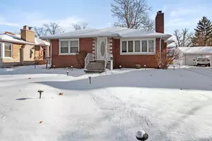 7223 Baring Pkwy, Hammond, IN 46324 - Photo 2