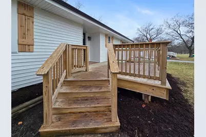 1655 W 63rd Avenue, Merrillville, IN 46410 - Photo 2