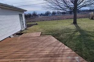 376 Briarwood Dr, Valparaiso, IN 46385 - Photo 24