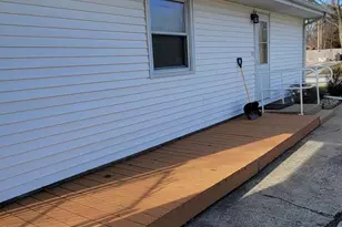 376 Briarwood Dr, Valparaiso, IN 46385 - Photo 22