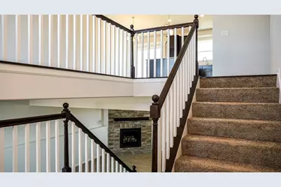 8240 Dylan Drive, Merrillville, IN 46410 - Photo 4