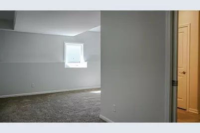 8240 Dylan Drive, Merrillville, IN 46410 - Photo 16