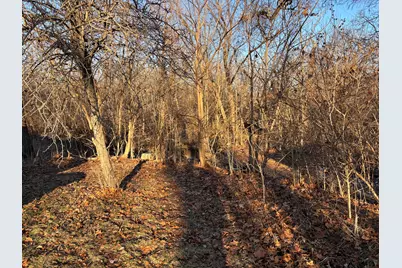 325 Lilac Drive, Walkerton, IN 46574 - Photo 4