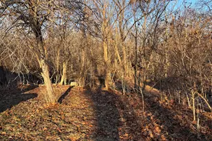 325 Lilac Dr, Walkerton, IN 46574 - Photo 4