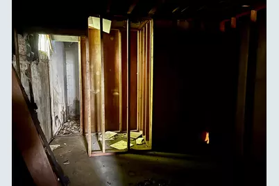 624 Jefferson Street, Gary, IN 46402 - Photo 20