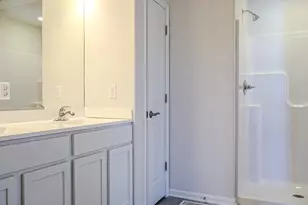 8246 Dylan Dr, Merrillville, IN 46410 - Photo 14