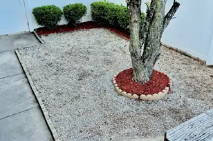 9307 Grace St, Highland, IN 46322 - Photo 8