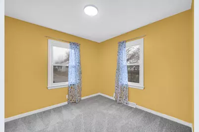 602 S 35th Street, South Bend, IN 46615 - Photo 12