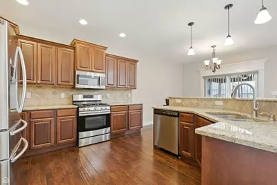 9875 Aster Cove, Saint John, IN 46373 - Photo 10