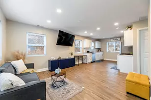 1151 Benton St, Gary, IN 46403 - Photo 4