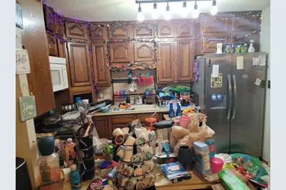 2412 Bramble Way, Anderson, IN 46011 - Photo 14