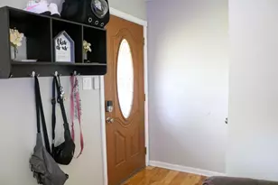 8469 Morse Ct, Crown Point, IN 46307 - Photo 4