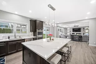 4900 Princess Dr, Valparaiso, IN 46383 - Photo 10