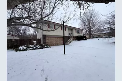 5747 W Pleasant Hills Trail, La Porte, IN 46350 - Photo 2