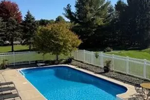 1355 Gilleevan Dr, Valparaiso, IN 46385 - Photo 2