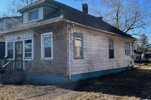 1576 W Taft St, Gary, IN 46404 - Photo 2
