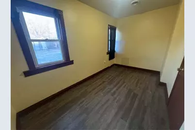 105 E 39th Avenue, Gary, IN 46409 - Photo 18