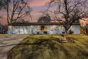 431 Piedmont Rd, Valparaiso, IN 46385 - Photo 2