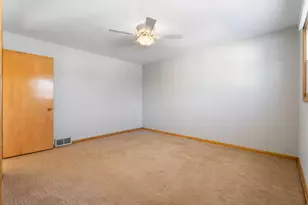 3519 45th St, Highland, IN 46322 - Photo 12