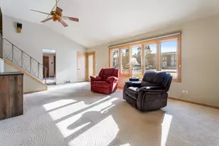 3519 45th St, Highland, IN 46322 - Photo 4