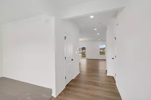 3980 Riverwood Rd, Valparaiso, IN 46385 - Photo 4