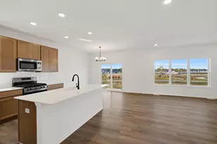 3980 Riverwood Rd, Valparaiso, IN 46385 - Photo 6