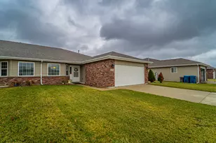 404 Pine Ridge Cir, Lowell, IN 46356 - Photo 34