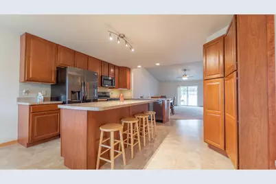 404 Pine Ridge Circle, Lowell, IN 46356 - Photo 6