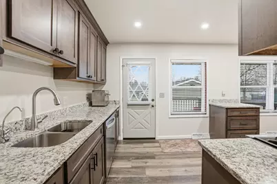 715 Cheyenne Drive, Lowell, IN 46356 - Photo 4