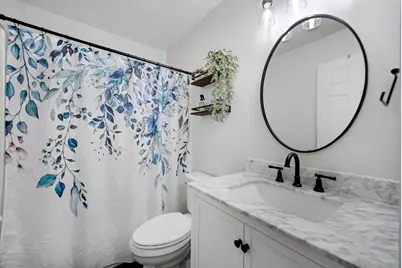 566 Fox Burrow Court, Valparaiso, IN 46385 - Photo 18