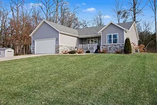 1537 N Timberlyn Dr, La Porte, IN 46350 - Photo 1