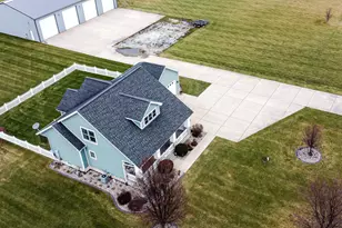 491 W Division Rd, Valparaiso, IN 46385 - Photo 6