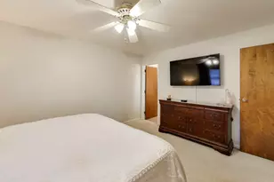 2530 Capri Dr, Schererville, IN 46375 - Photo 16