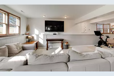 2530 Capri Drive, Schererville, IN 46375 - Photo 24