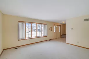 237 Blickview Dr, Schererville, IN 46375 - Photo 12