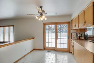 237 Blickview Dr, Schererville, IN 46375 - Photo 10