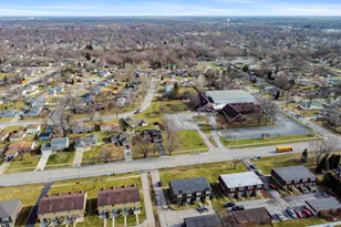 7636 Whitcomb St, Merrillville, IN 46410 - Photo 18