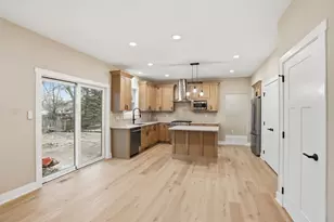 9141 Columbia Ave, Munster, IN 46321 - Photo 8