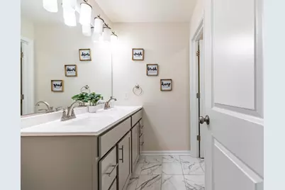 6574 Prairie Rose Drive, Schererville, IN 46375 - Photo 32