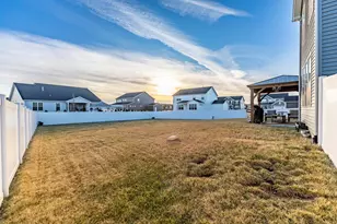 6574 Prairie Rose Dr, Schererville, IN 46375 - Photo 40