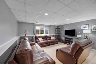 10461 W Magoun Dr, Saint John, IN 46373 - Photo 8