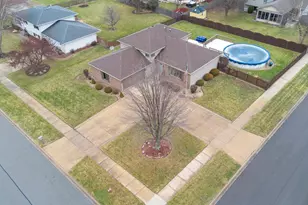 10461 W Magoun Dr, Saint John, IN 46373 - Photo 2