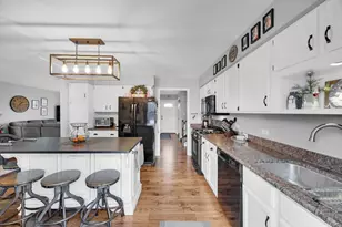 10461 W Magoun Dr, Saint John, IN 46373 - Photo 24