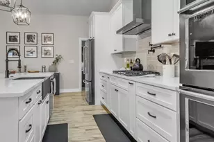 6205 W 177th Ave, Lowell, IN 46356 - Photo 8