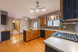 842 N 400 E, Valparaiso, IN 46383 - Photo 4